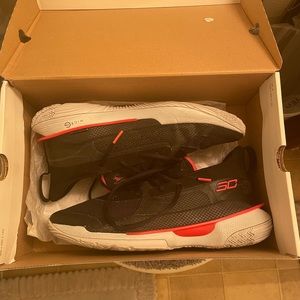 Under Armour Curry 7 Beta Red